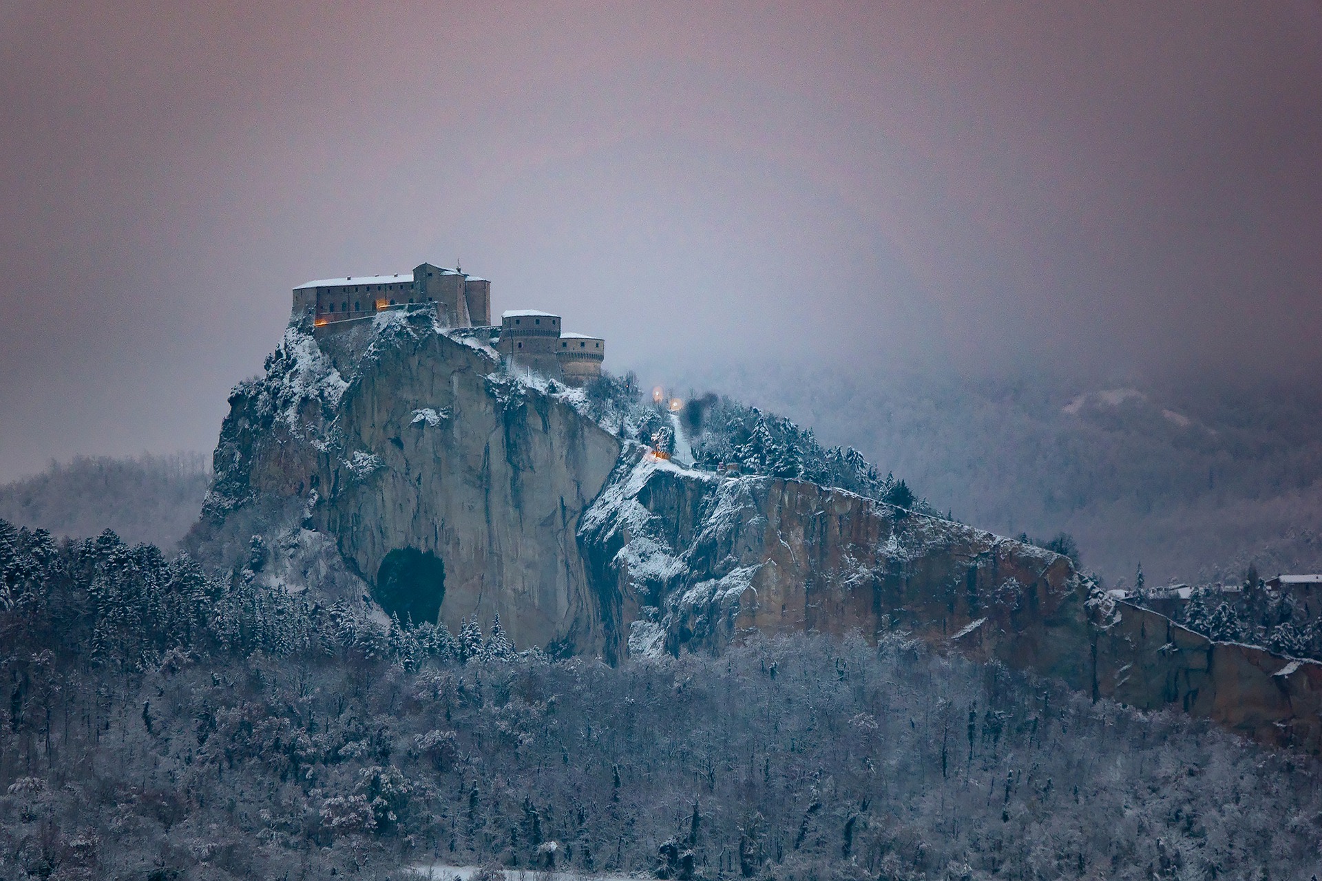 Viaggi Montefeltro storico