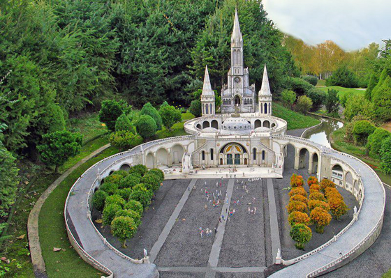Pellegrinaggio a Lourdes